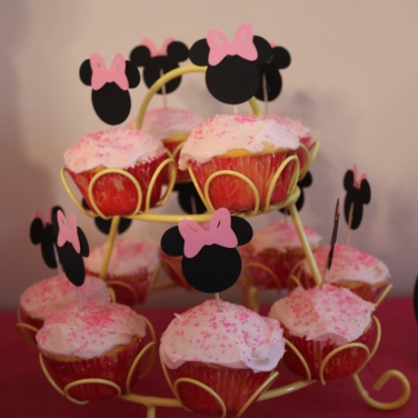 Minnie Mouse cupcakes.